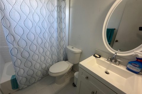 Copropriété à vendre à Sunrise, Floride: 2 chambres, 70.61 m2 № 2005515 - photo 22