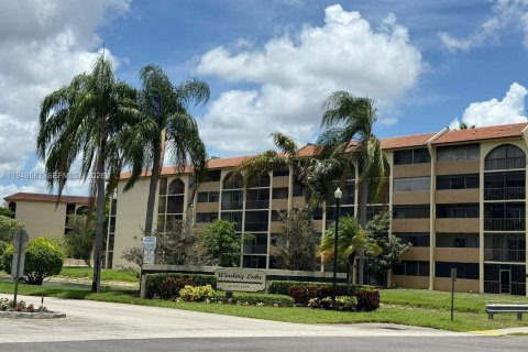 Copropriété à vendre à Sunrise, Floride: 2 chambres, 70.61 m2 № 2005515 - photo 5