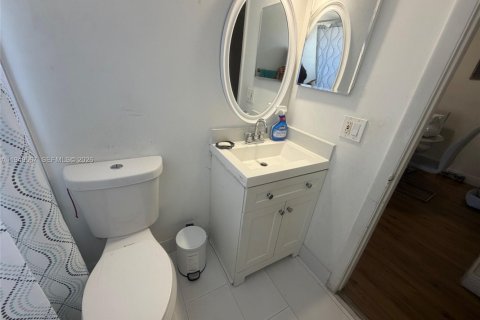 Copropriété à vendre à Sunrise, Floride: 2 chambres, 70.61 m2 № 2005515 - photo 21