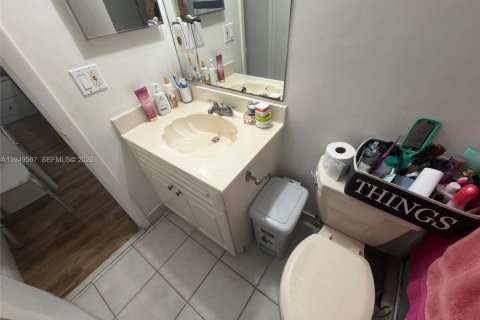 Copropriété à vendre à Sunrise, Floride: 2 chambres, 70.61 m2 № 2005515 - photo 19