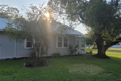 House in Winter Garden, Florida 2 bedrooms, 155.7 sq.m. № 1877130 - photo 2