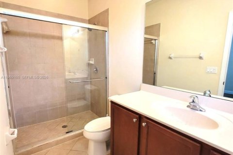 Adosado en alquiler en Cutler Bay, Florida, 2 dormitorios, 135.45 m2 № 2019882 - foto 18