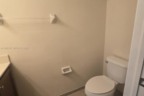 Adosado en alquiler en Cutler Bay, Florida, 2 dormitorios, 135.45 m2 № 2019882 - foto 8