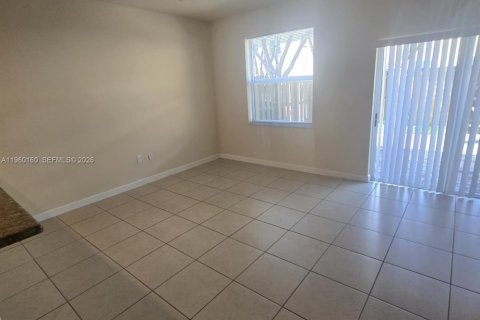 Adosado en alquiler en Cutler Bay, Florida, 2 dormitorios, 135.45 m2 № 2019882 - foto 11