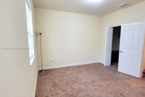 Adosado en alquiler en Cutler Bay, Florida, 2 dormitorios, 135.45 m2 № 2019882 - foto 16