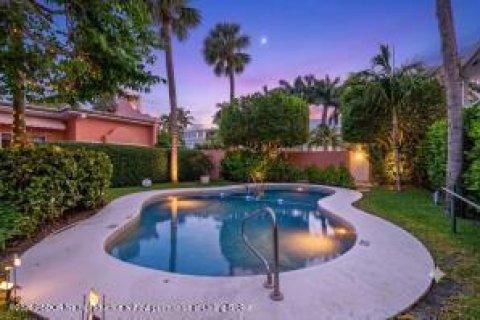 Copropriété à louer à Palm Beach, Floride: 3 chambres, 191.38 m2 № 2261902 - photo 23