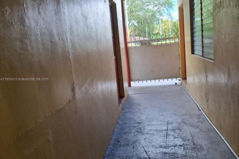 Купить кондоминиум в Норт-Майами, Флорида 2 спальни, 89.19м2, № 2045131 - фото 6