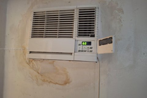 Купить кондоминиум в Норт-Майами, Флорида 2 спальни, 89.19м2, № 2045131 - фото 2