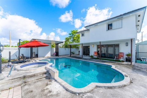 Купить виллу или дом в Майами, Флорида 3 спальни, 152.55м2, № 1955473 - фото 28