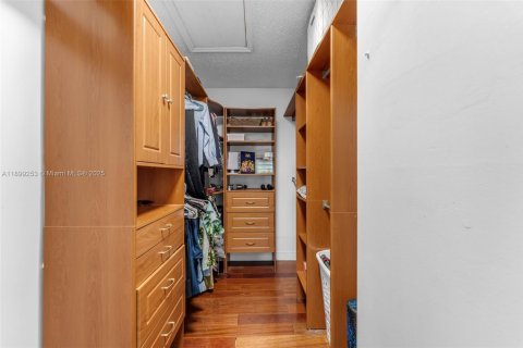 Купить виллу или дом в Майами, Флорида 3 спальни, 152.55м2, № 1955473 - фото 18