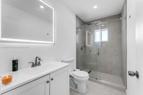 Купить виллу или дом в Майами, Флорида 3 спальни, 152.55м2, № 1955473 - фото 21