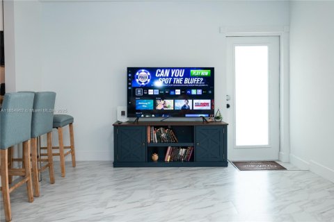 Apartment in Miami Beach, Florida 1 bedroom, 59.83 sq.m. № 1981208 - photo 16