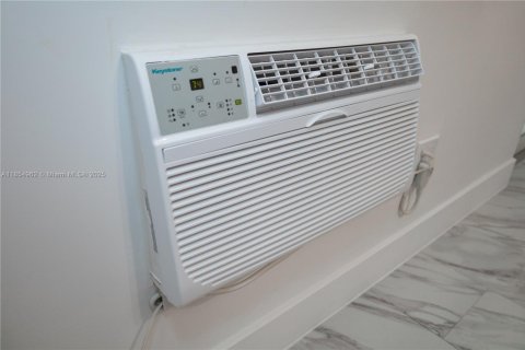 Apartment in Miami Beach, Florida 1 bedroom, 59.83 sq.m. № 1981208 - photo 7