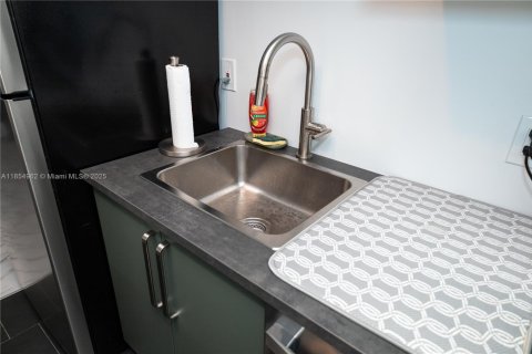 Apartment in Miami Beach, Florida 1 bedroom, 59.83 sq.m. № 1981208 - photo 23