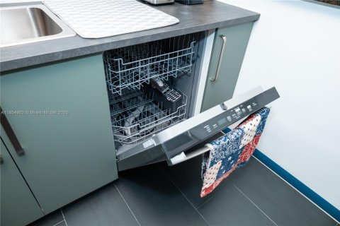 Apartment in Miami Beach, Florida 1 bedroom, 59.83 sq.m. № 1981208 - photo 22