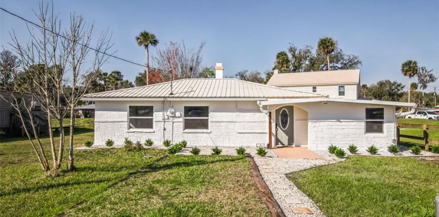 Villa ou maison à Fort MC Coy, Floride 3 chambres, 117.61 m2 № 1735319