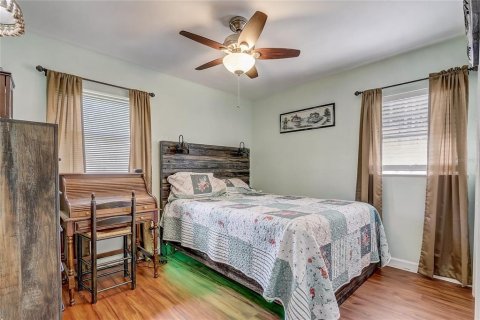 House in Winter Haven, Florida 2 bedrooms, 64.1 sq.m. № 2091942 - photo 13