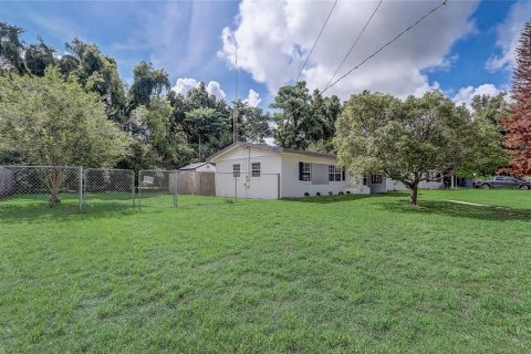 House in Winter Haven, Florida 2 bedrooms, 64.1 sq.m. № 2091942 - photo 2