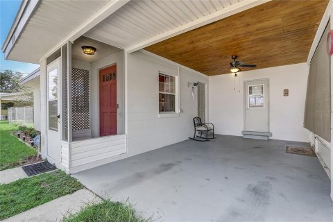 House in Winter Haven, Florida 2 bedrooms, 64.1 sq.m. № 2091942 - photo 4