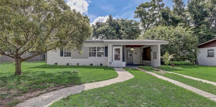 House in Winter Haven, Florida 2 bedrooms, 64.1 sq.m. № 2091942