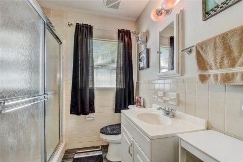 House in Winter Haven, Florida 2 bedrooms, 64.1 sq.m. № 2091942 - photo 15