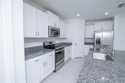 House in Lakeland, Florida 4 bedrooms, 187.29 sq.m. № 2135367 - photo 17