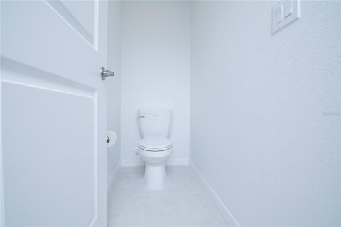 House in Lakeland, Florida 4 bedrooms, 187.29 sq.m. № 2135367 - photo 25