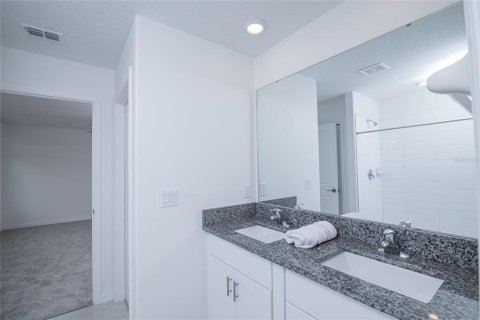 House in Lakeland, Florida 4 bedrooms, 187.29 sq.m. № 2135367 - photo 28