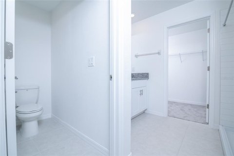 House in Lakeland, Florida 4 bedrooms, 187.29 sq.m. № 2135367 - photo 24