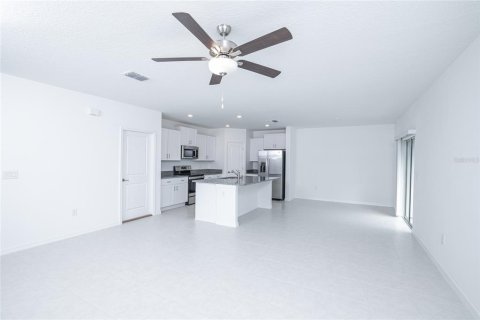 House in Lakeland, Florida 4 bedrooms, 187.29 sq.m. № 2135367 - photo 11