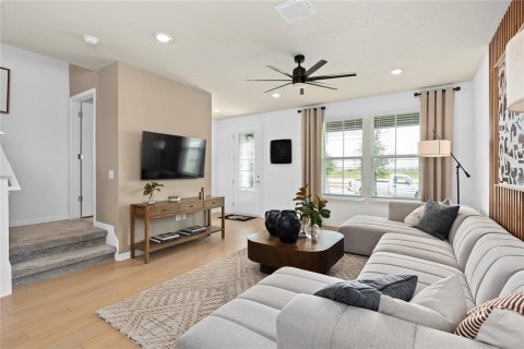Townhouse in Winter Garden, Florida 3 bedrooms, 153.47 sq.m. № 2379307 - photo 16
