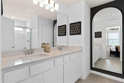 Townhouse in Winter Garden, Florida 3 bedrooms, 153.47 sq.m. № 2379307 - photo 23