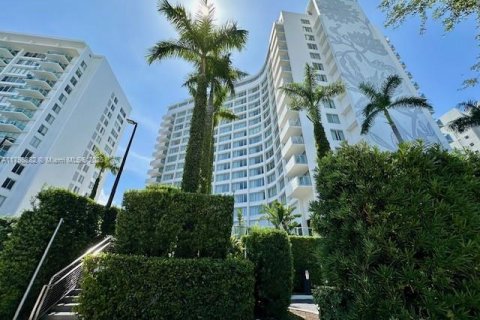 Copropriété à louer à Miami Beach, Floride: 1 chambre, 64.66 m2 № 1729060 - photo 1