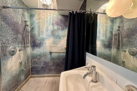 Copropriété à louer à Miami Beach, Floride: 1 chambre, 64.66 m2 № 1729060 - photo 4
