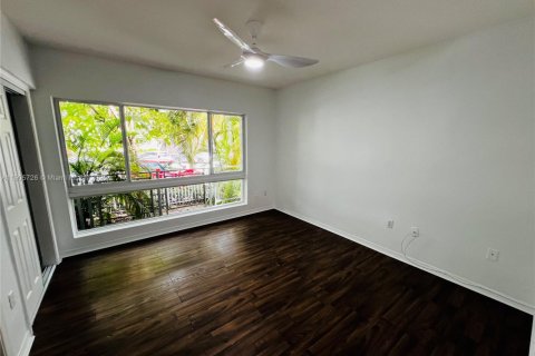 Снять в аренду квартиру в Майами-Бич, Флорида 2 спальни, 102.19м2, № 1956392 - фото 11