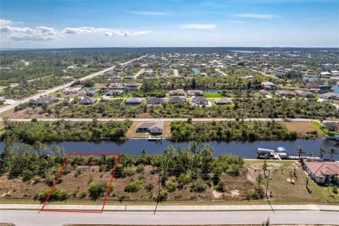 Terreno en venta en Port Charlotte, Florida № 2103699 - foto 8