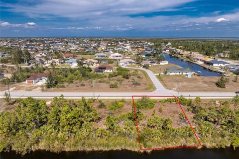 Terreno en venta en Port Charlotte, Florida № 2103699 - foto 9