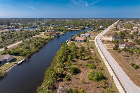 Terreno en venta en Port Charlotte, Florida № 2103699 - foto 4