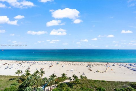 Copropriété à louer à Miami Beach, Floride: 2 chambres, 110.55 m2 № 2153048 - photo 29