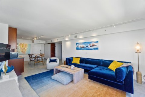 Copropriété à louer à Miami Beach, Floride: 2 chambres, 110.55 m2 № 2153048 - photo 2