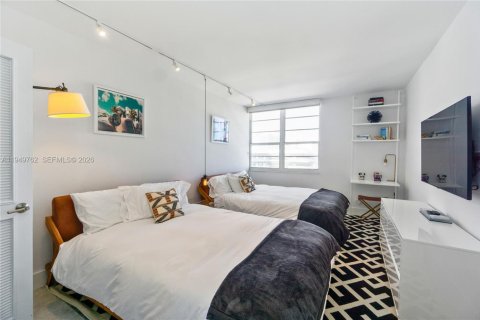 Copropriété à louer à Miami Beach, Floride: 2 chambres, 110.55 m2 № 2153048 - photo 12