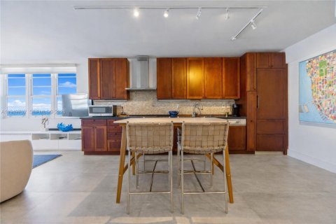 Copropriété à louer à Miami Beach, Floride: 2 chambres, 110.55 m2 № 2153048 - photo 8