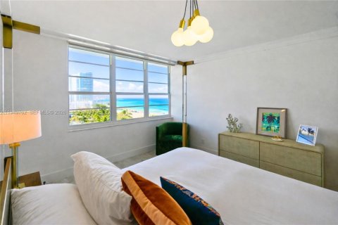 Copropriété à louer à Miami Beach, Floride: 2 chambres, 110.55 m2 № 2153048 - photo 19