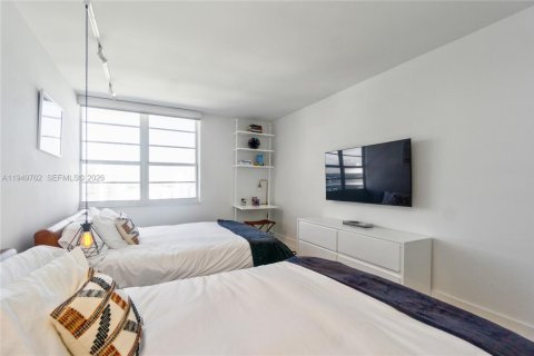 Copropriété à louer à Miami Beach, Floride: 2 chambres, 110.55 m2 № 2153048 - photo 13