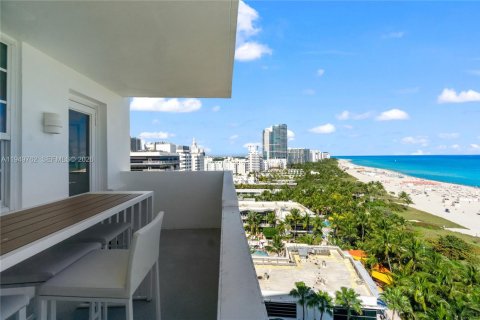 Copropriété à louer à Miami Beach, Floride: 2 chambres, 110.55 m2 № 2153048 - photo 27