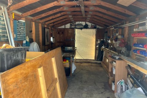 House in Hollywood, Florida 5 bedrooms, 239.59 sq.m. № 1643511 - photo 30