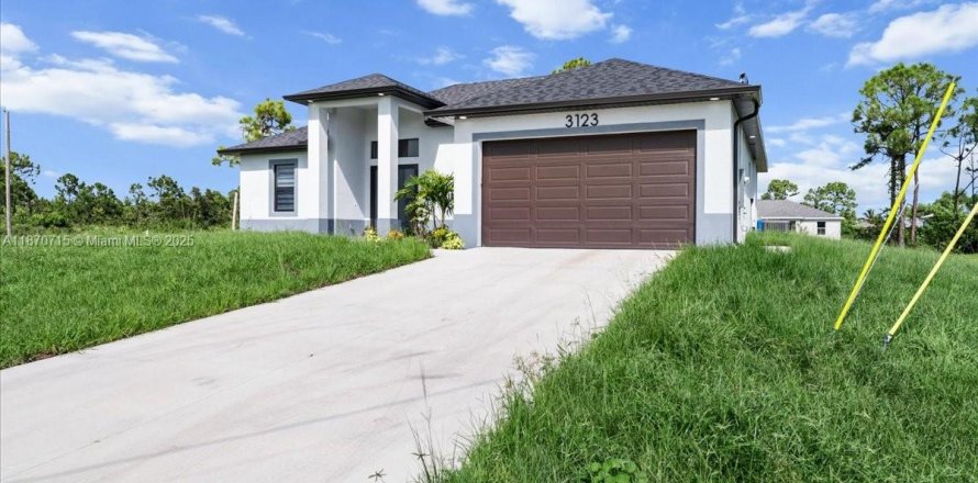 Casa en Cape Coral, Florida 4 dormitorios, 171.13 m2 № 1895873