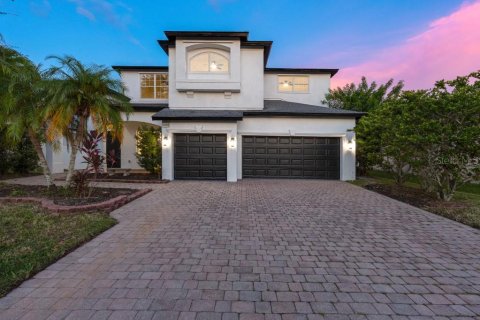 House in Sarasota, Florida 5 bedrooms, 309.27 sq.m. № 1884539 - photo 1