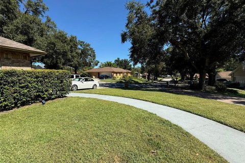 Casa en venta en Orlando, Florida, 4 dormitorios, 192.31 m2 № 2143349 - foto 13
