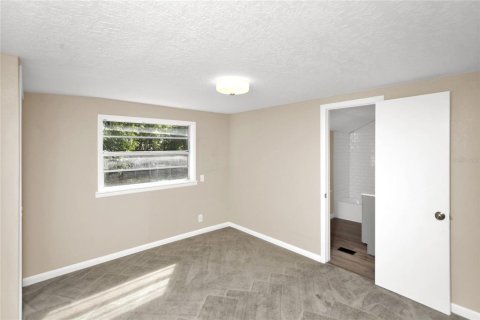 House in Holly Hill, Florida 2 bedrooms, 60.76 sq.m. № 2222976 - photo 18